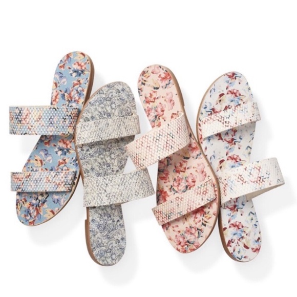 Joie Shoes - Joie A La Plage Blue Floral Print Sable Sandals